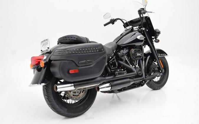 2022 Harley-Davidson® FLHCS - Heritage Classic 114