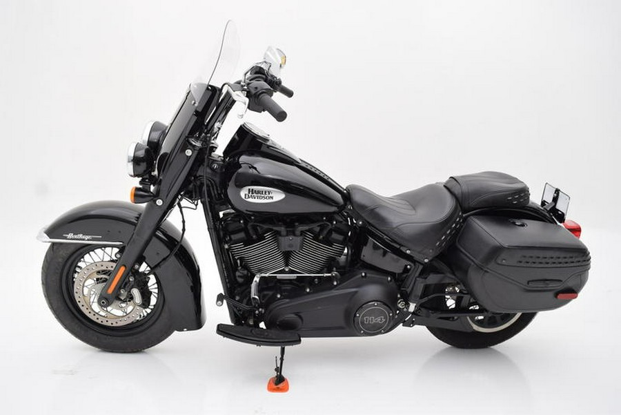 2022 Harley-Davidson® FLHCS - Heritage Classic 114