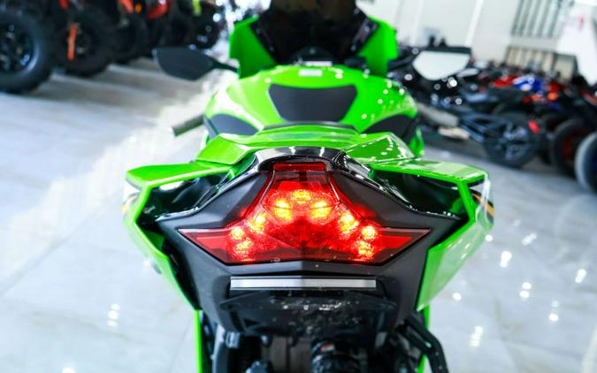 2025 Kawasaki ZX1002LSFAL Ninja ZX-10R (ABS)