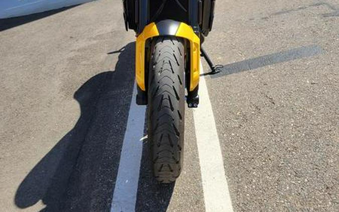 2025 Triumph TRIDENT