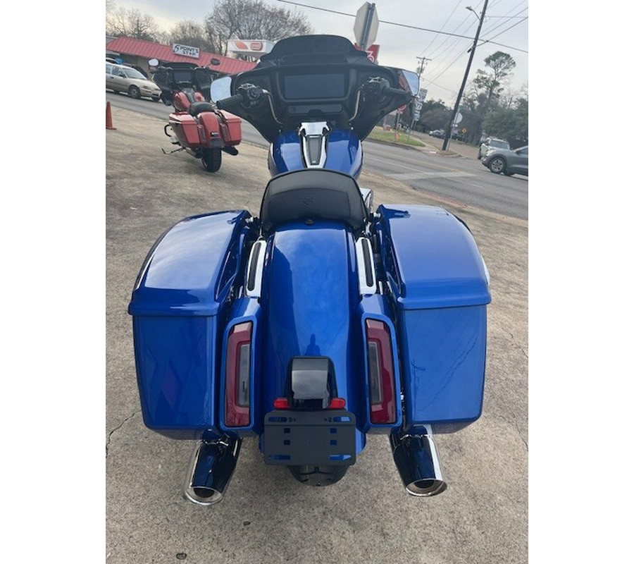 2024 Harley-Davidson Street Glide® Blue Burst – Black Finish