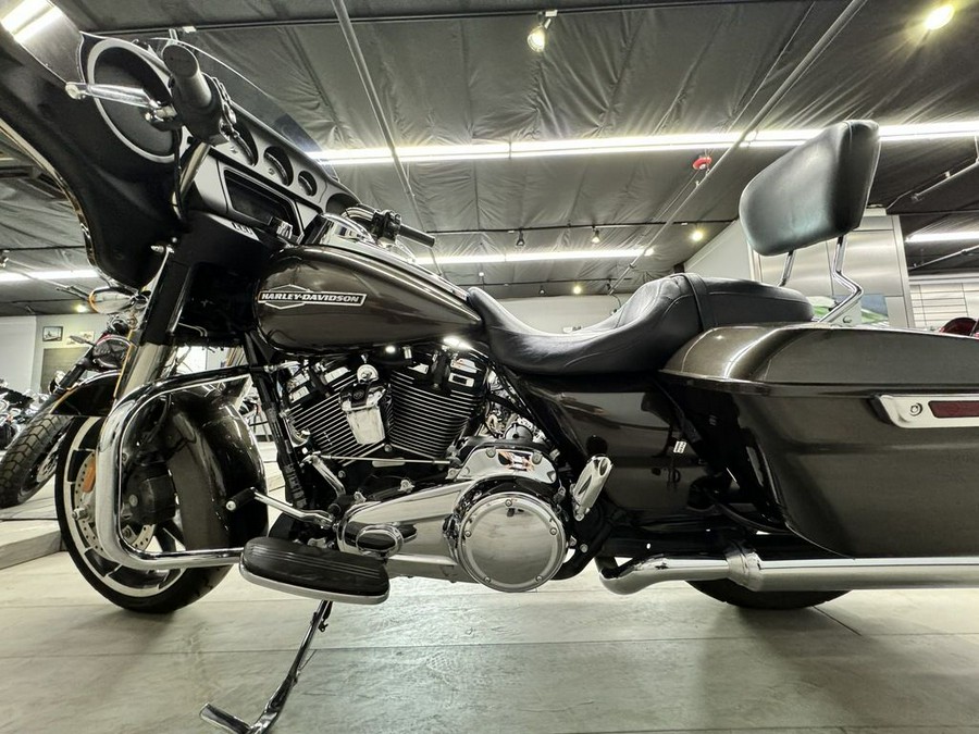 2021 Harley-Davidson® Street Glide Base