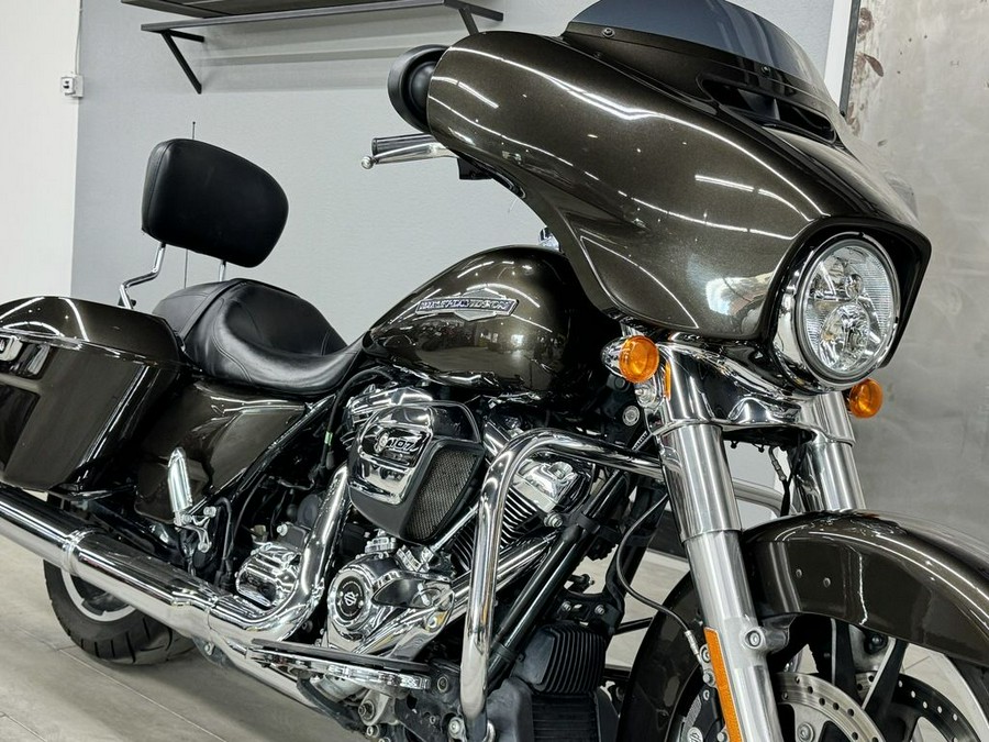 2021 Harley-Davidson® Street Glide Base