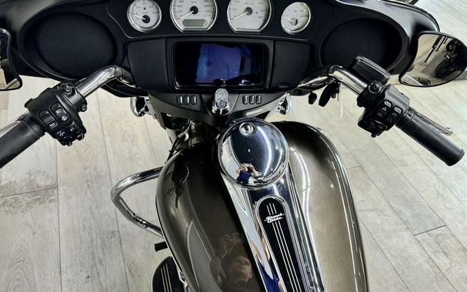 2021 Harley-Davidson® FLHX - Street Glide®