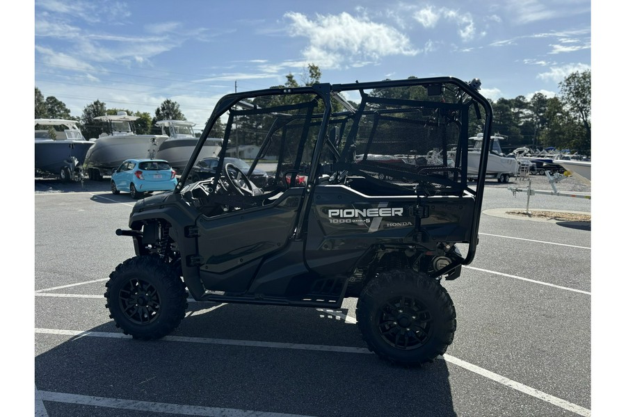 2024 Honda Pioneer 1000-5 Deluxe SXS10M5DR