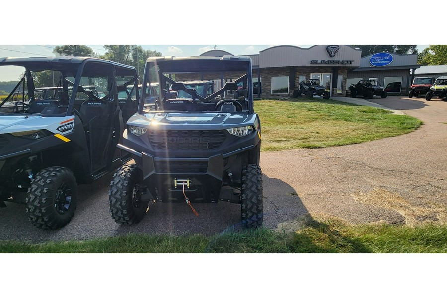 2022 Polaris Industries RANGER 1000 Premium Stealth Gray