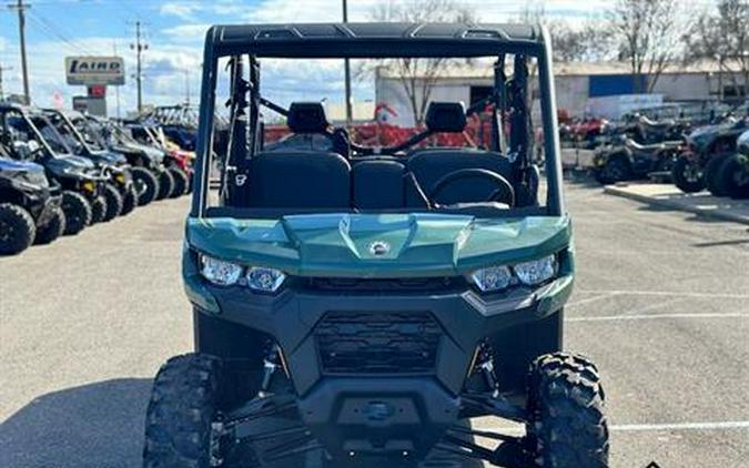 2023 Can-Am Defender MAX HD7