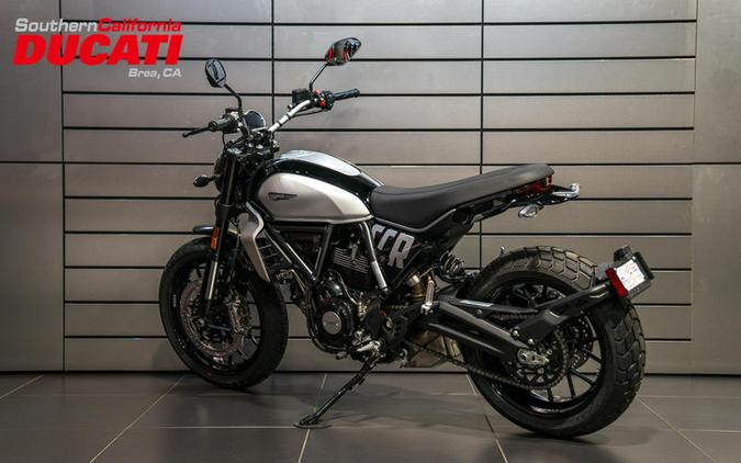 2024 Ducati Scrambler Icon (2G) Black