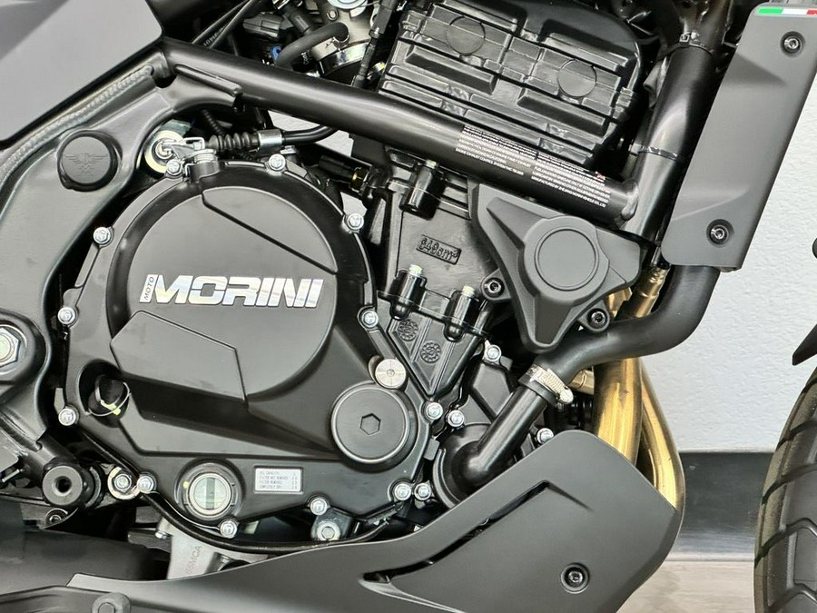 2023 Moto Morini® Seiemmezzo SCR