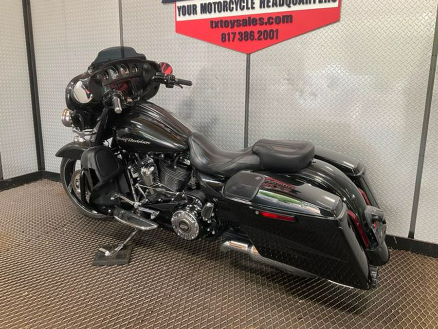 2017 Harley-Davidson Street Glide CVO