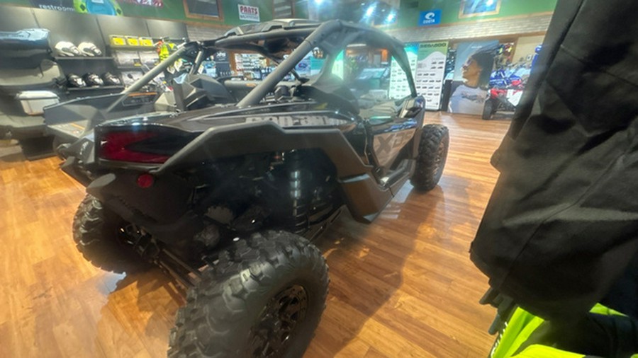 2026 Can-AM MAVERICK X3 XDS TURB RR SMART SHOX WITH 10.25 INCH INFOTAINMENT
