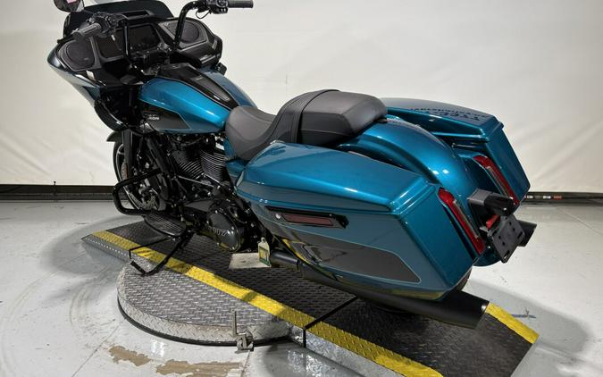 2026 Harley-Davidson® Road Glide® Teal Thunder / Vivid Black Black Trim