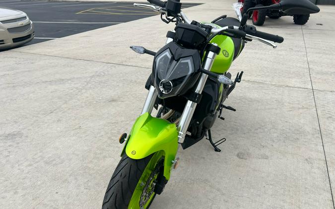 2024 Benelli 302S