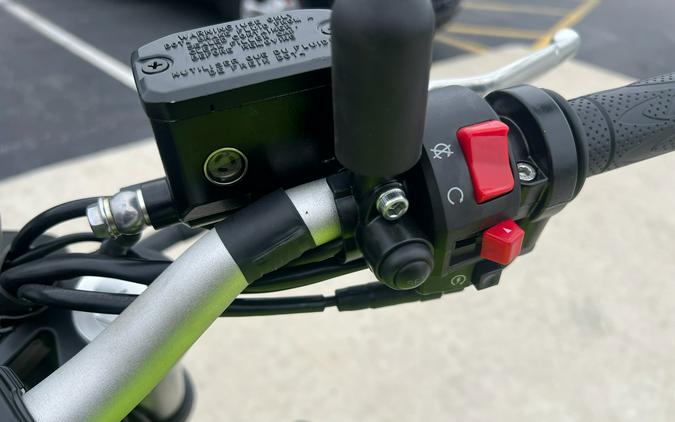 2024 Benelli 302S