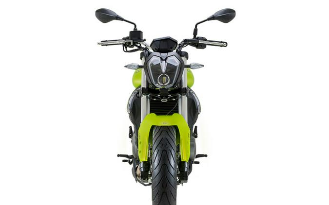 2024 Benelli 302S