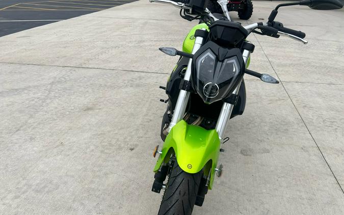 2024 Benelli 302S