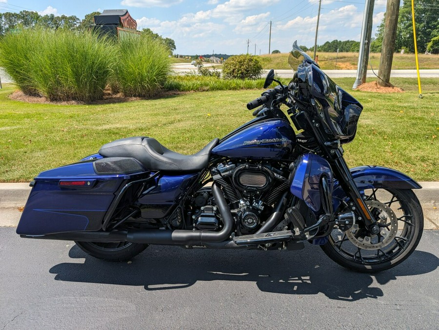 2020 Harley-Davidson Street Glide Special Zephyr Blue/Black Sunglo