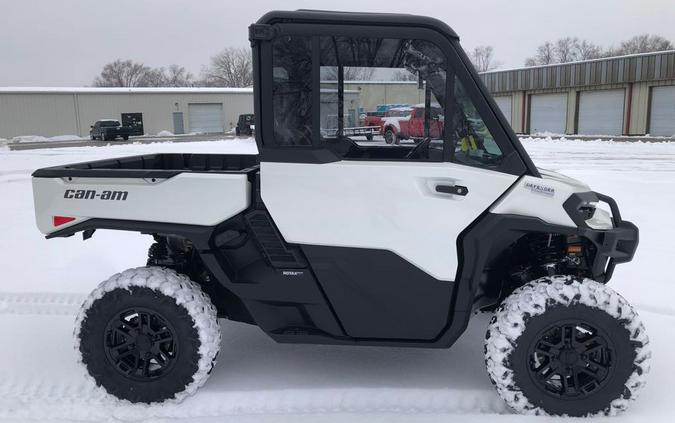 2026 Can-Am DEFENDER LTD CAB HD11