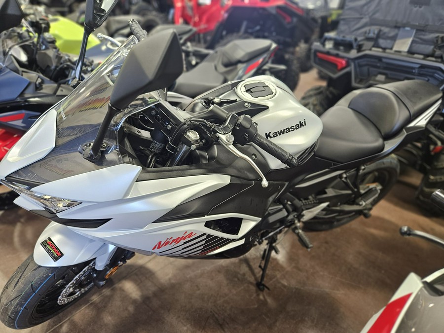 2026 Kawasaki Ninja® 650 ABS