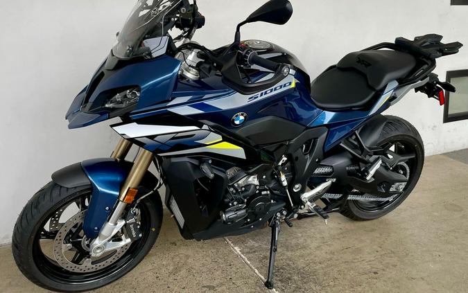 2025 BMW S 1000 XR