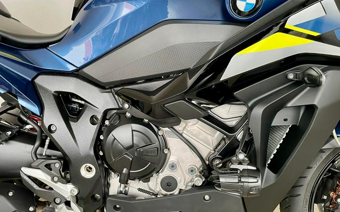 2025 BMW S 1000 XR