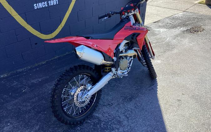 2027 Ducati CROSS 250MX