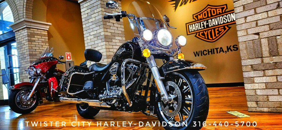 USED 2014 Harley-Davidson Road King, FLHR