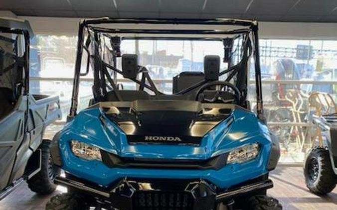 2025 Honda® Pioneer 1000-5 Deluxe