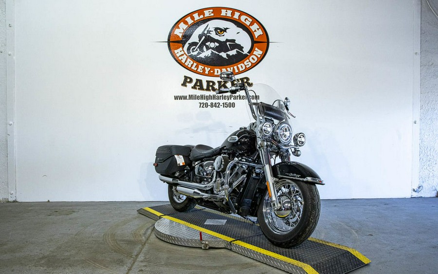 2021 Harley-Davidson® FLHC - Heritage Classic