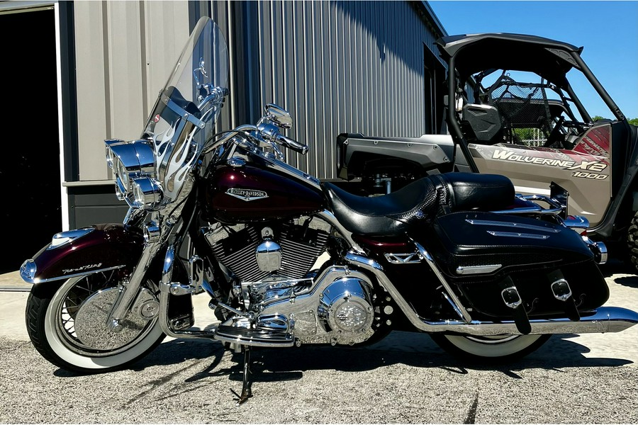 2006 Harley-Davidson® FLHRCI - Road King Classic