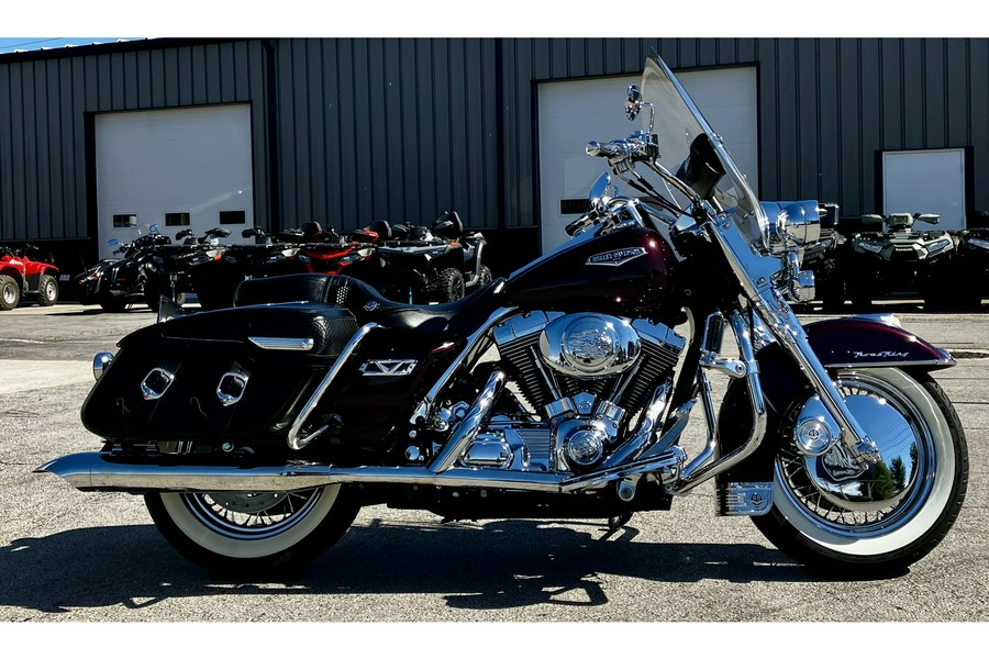 2006 Harley-Davidson® FLHRCI - Road King Classic