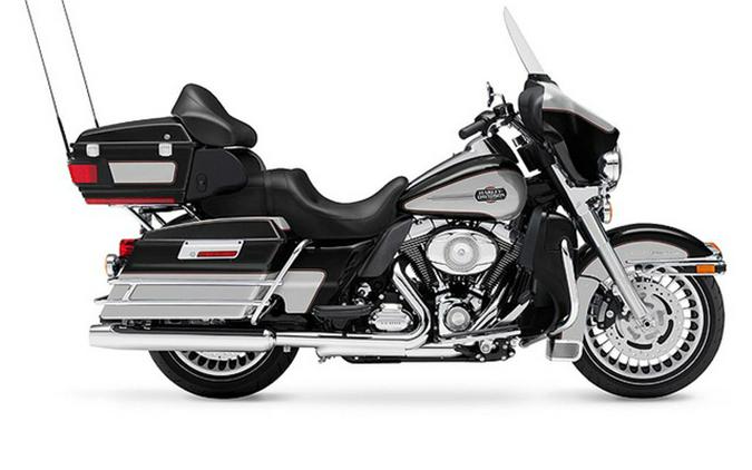 2011 Harley-Davidson FLHTCU - Ultra Classic Electra Glide