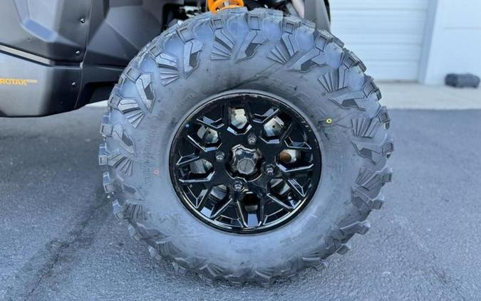 2026 Can-Am® Maverick X3 Max RS Turbo RR Scandi Blue & Orange Crush