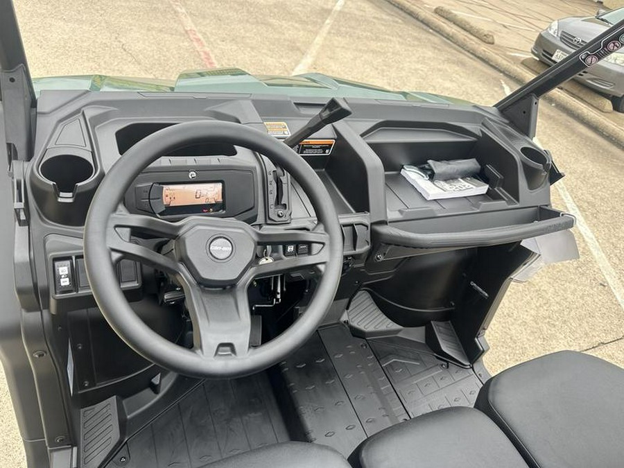 2023 Can-Am® Defender MAX HD9