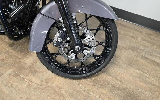 2016 Harley-Davidson® FLTRX - Road Glide®