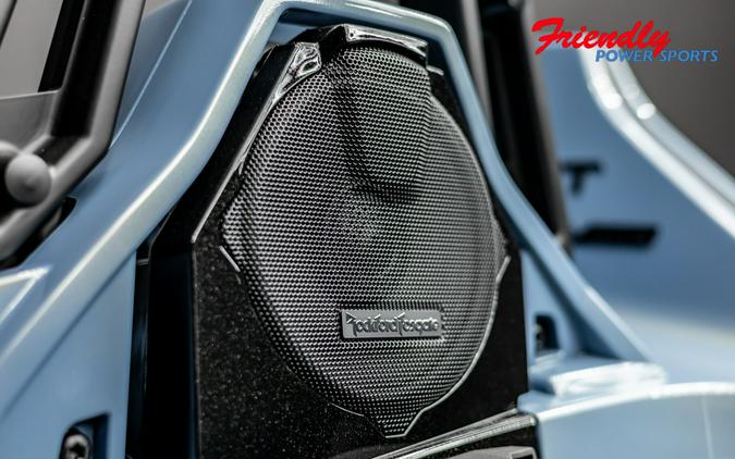 2026 SLINGSHOT SIGNATURE EDITION (AUTODRIVE)
