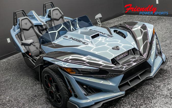 2026 SLINGSHOT SIGNATURE EDITION (AUTODRIVE)