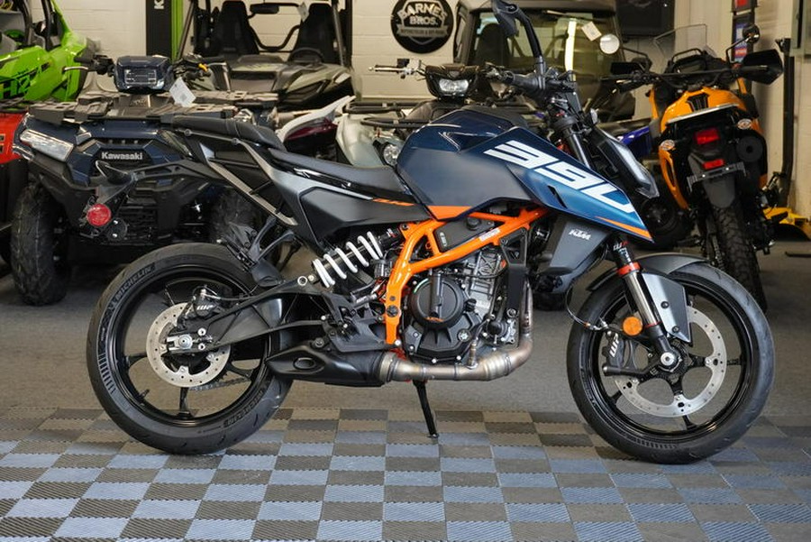 2026 KTM 390 Duke