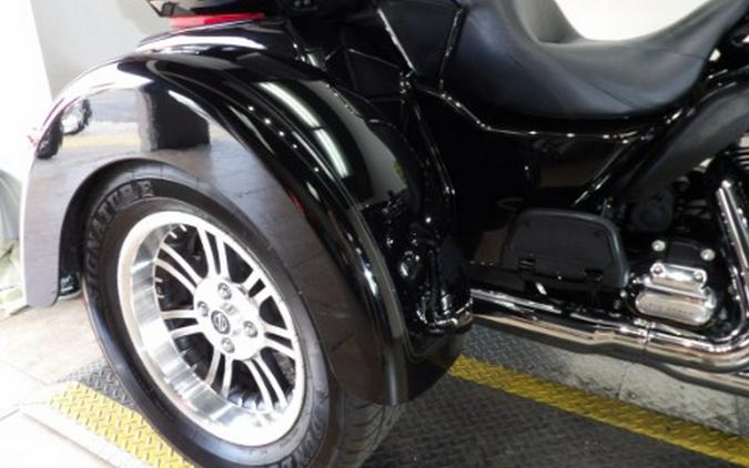 2023 Harley-Davidson Tri Glide® Ultra