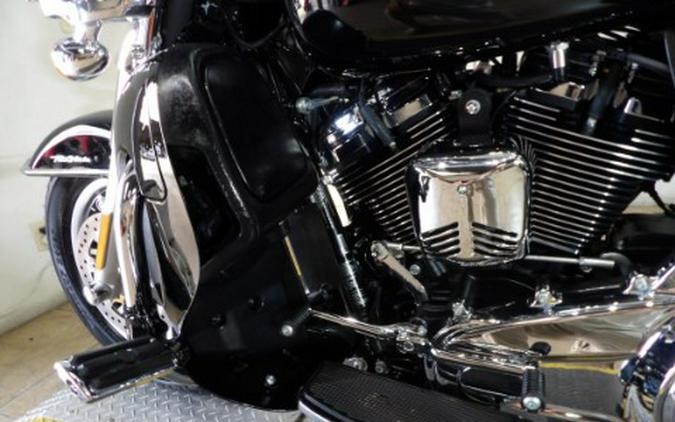 2023 Harley-Davidson Tri Glide® Ultra