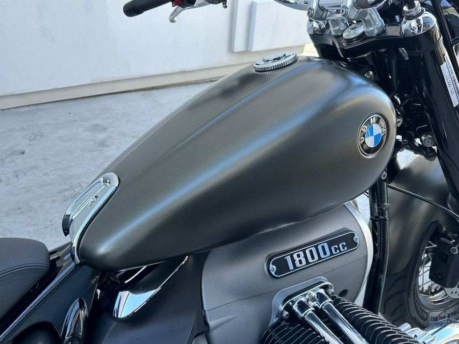 2022 BMW R 18 Classic Manhattan Metallic Matte