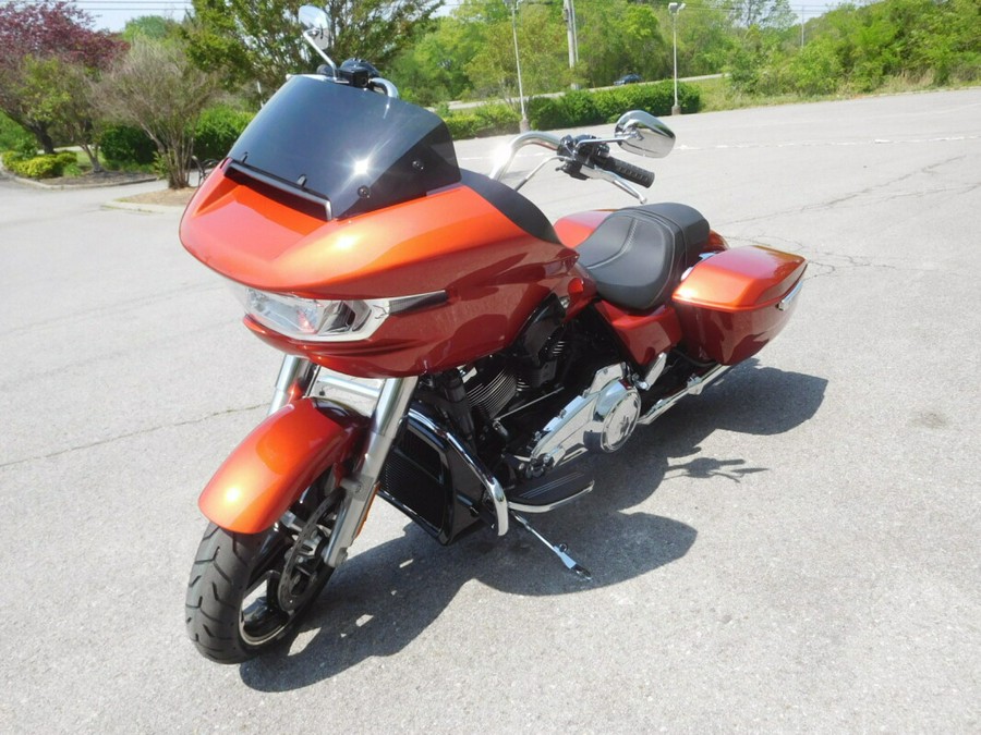 FLTRX 2024 Road Glide™