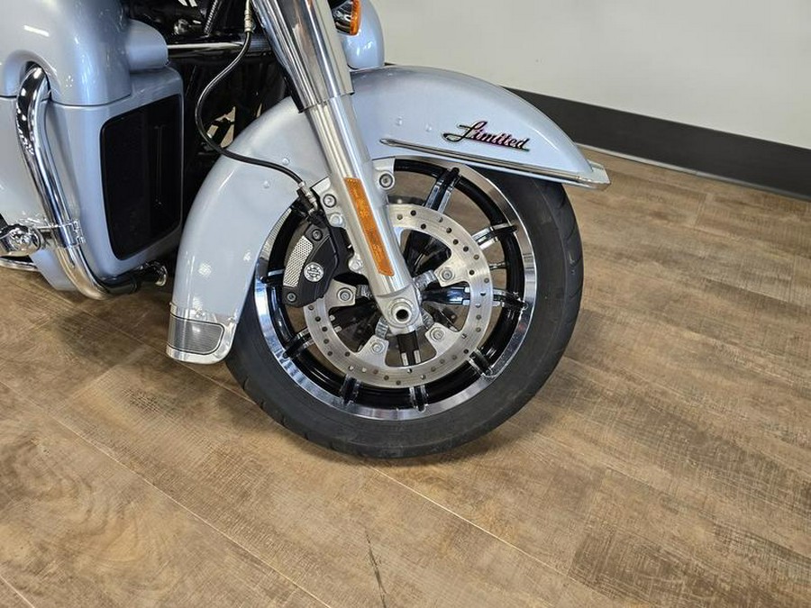 2019 Harley-Davidson® FLHTKL - Ultra Limited Low