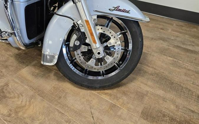 2019 Harley-Davidson® FLHTKL - Ultra Limited Low
