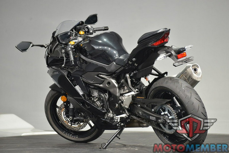 2025 Kawasaki NINJA ZX-4R ABS