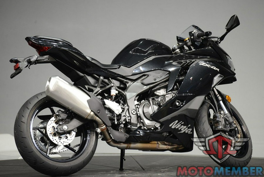 2025 Kawasaki NINJA ZX-4R ABS