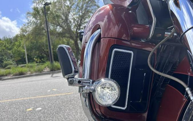 2015 Harley-Davidson® FLTRUSE - CVO™ Road Glide® Ultra