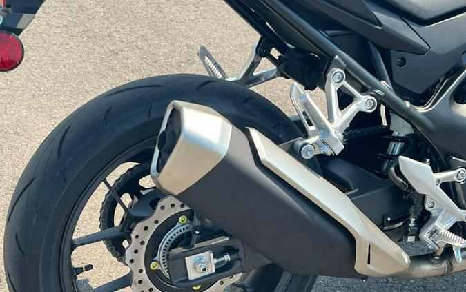 2026 Honda® CB750 Hornet E-Clutch