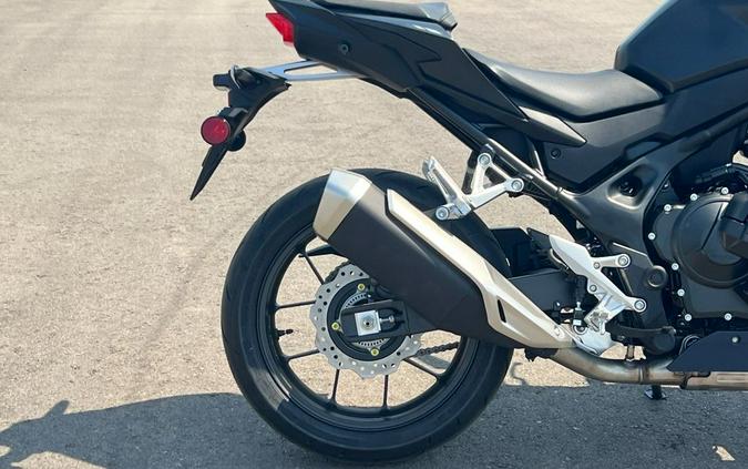 2026 Honda® CB750 Hornet E-Clutch