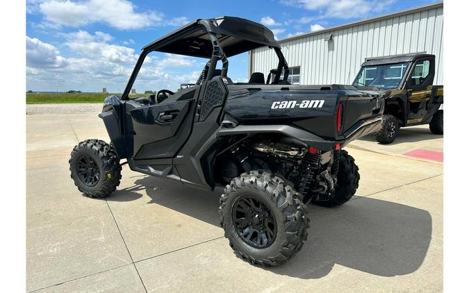 2024 Can-Am Commander XT 1000R Red / Black